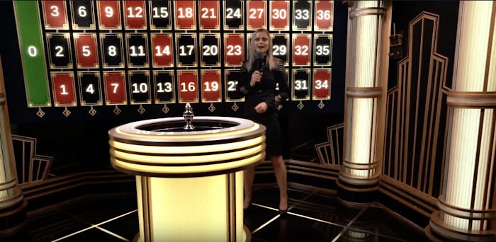 Lightning roulette wheel and electric numbers